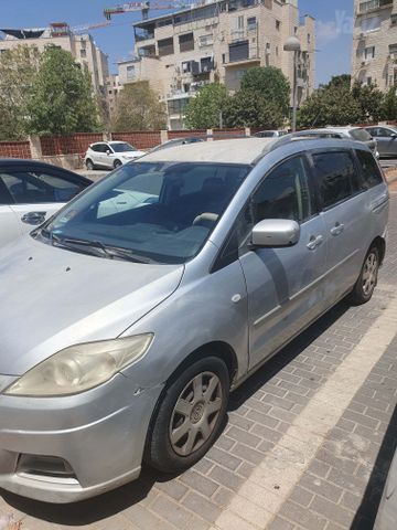 מודעת רכב מאזדה 5