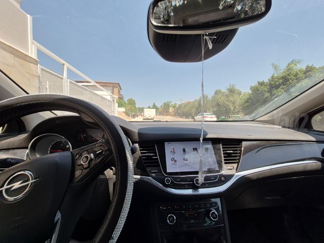 אופל אסטרה
