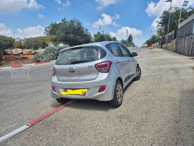 יונדאי i10