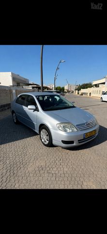 טויוטה קורולה