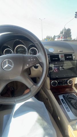מודעת רכב מרצדס-בנץ C-class