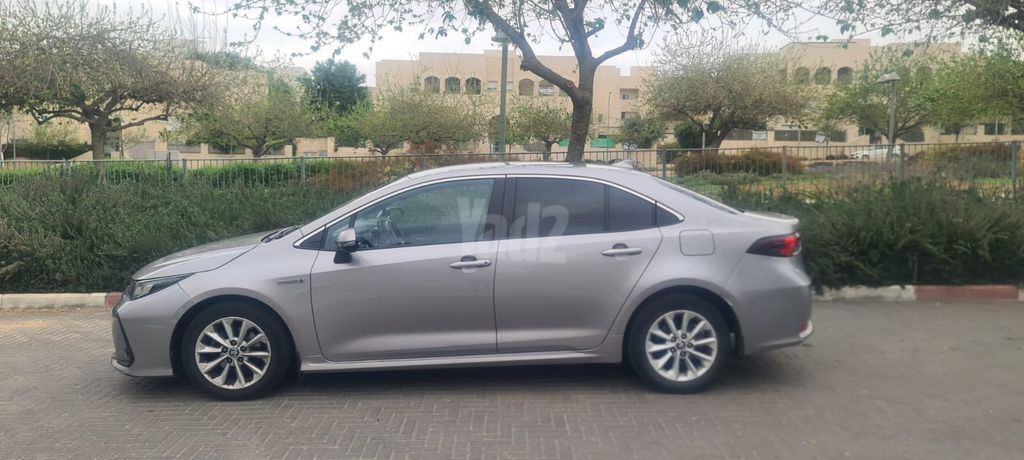 מודעת רכב טויוטה קורולה