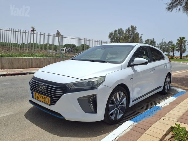 יונדאי איוניק