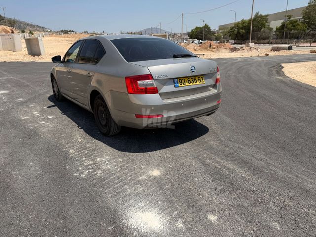 סקודה אוקטביה 