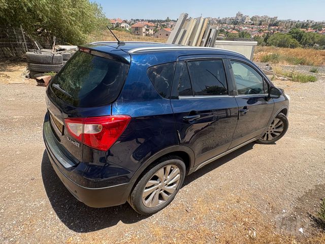 מודעת רכב סוזוקי קרוסאובר