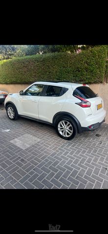 ניסאן ג'וק