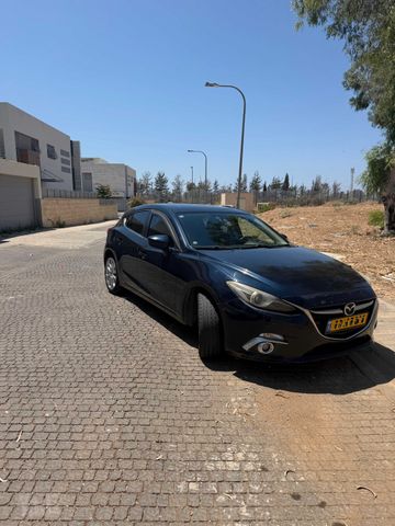 מאזדה 3