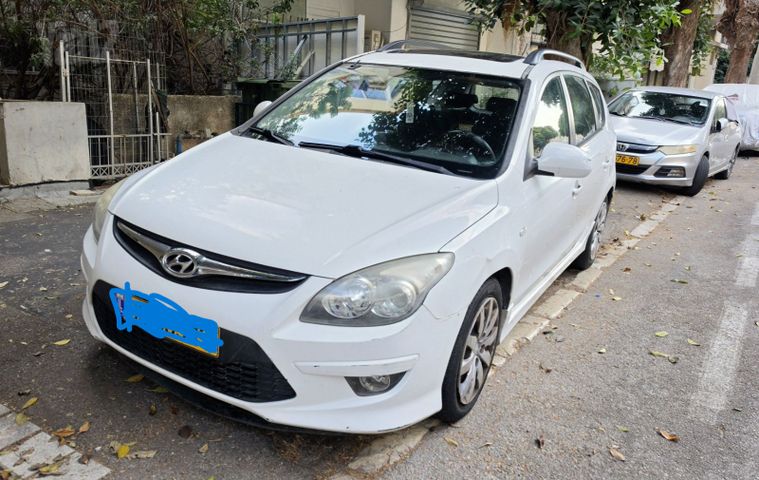 יונדאי i30