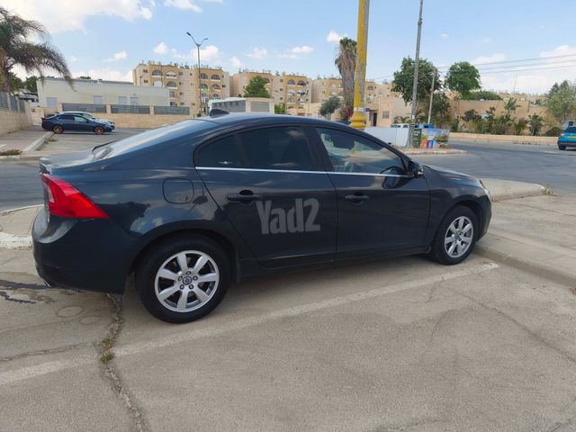וולוו S60