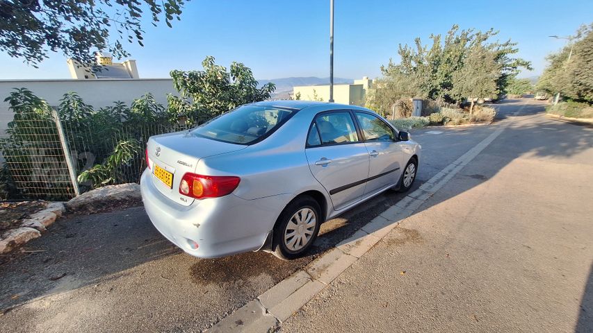 טויוטה קורולה