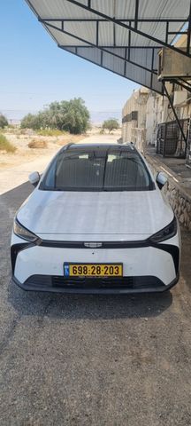 ג׳ילי Geometry C