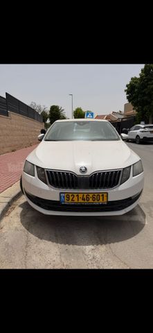 סקודה אוקטביה