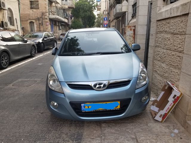 יונדאי i20