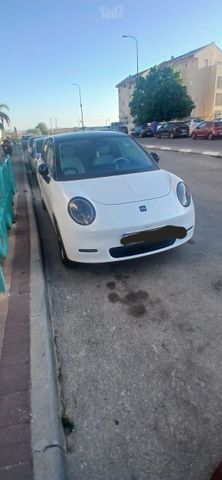 מודעת רכב ג׳יי.איי.סי 30