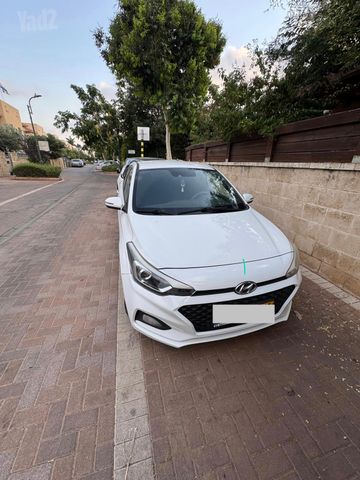 מודעת רכב יונדאי i20