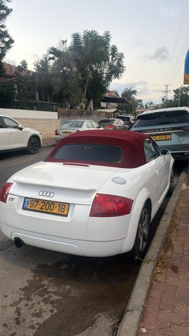 אאודי TT