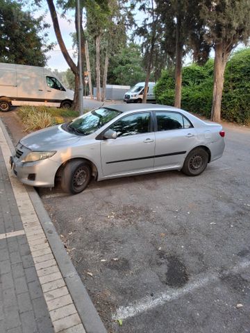 טויוטה קורולה