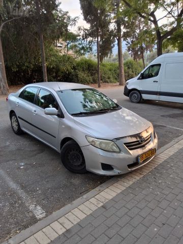 טויוטה קורולה