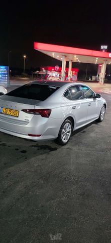 סקודה אוקטביה