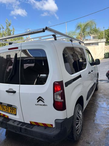 מודעת רכב סיטרואן ברלינגו