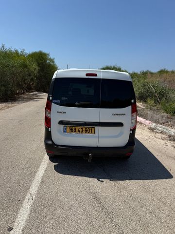 דאצ'יה דוקר