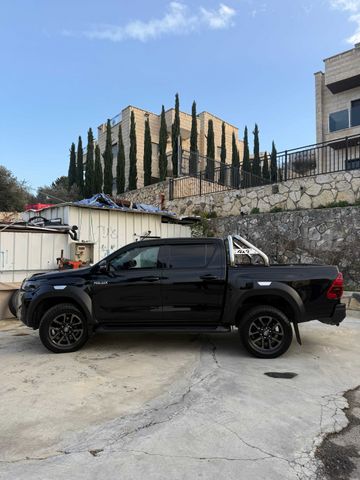 טויוטה היילקס