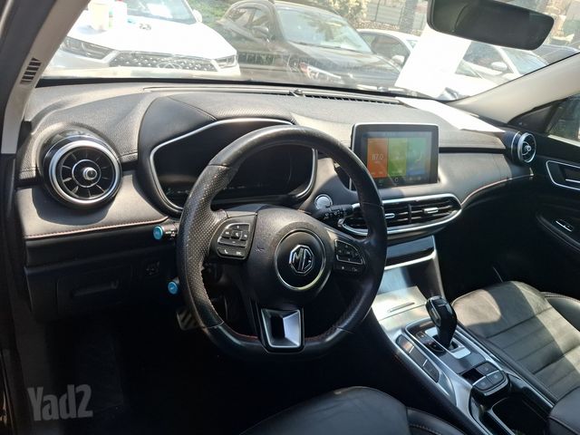 אם ג'י EHS PHEV