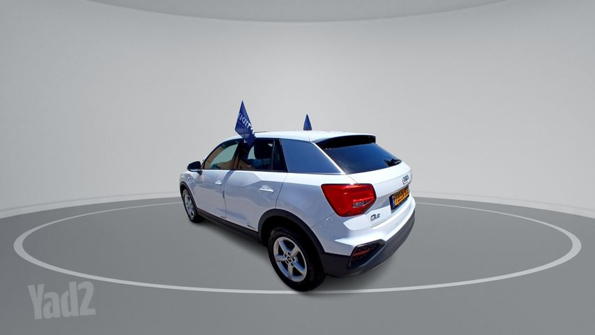 אאודי Q2