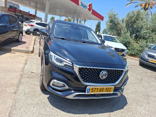 אם ג'י EHS PHEV