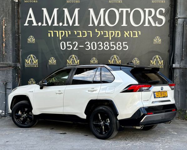 טויוטה RAV4