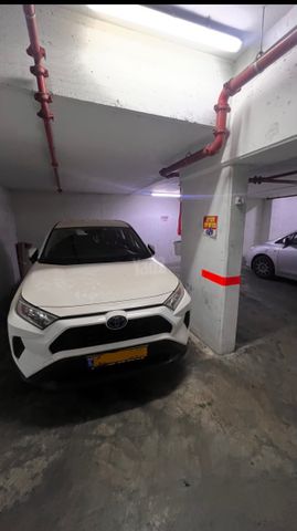 מודעת רכב טויוטה RAV4