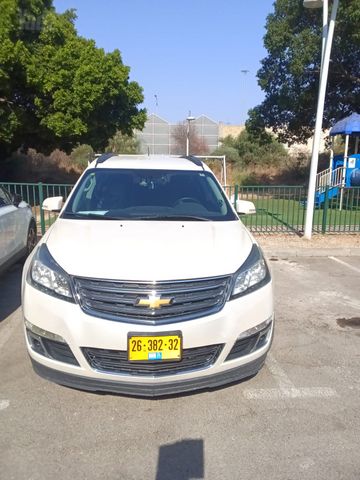 שברולט טראוורס