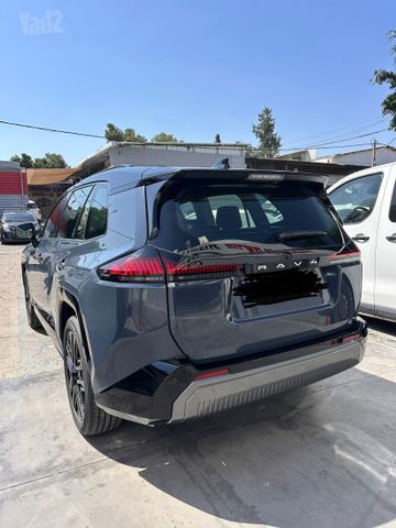 טויוטה RAV4