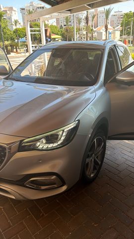 אם ג'י EHS PHEV