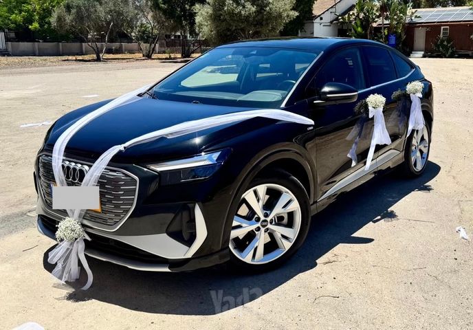 אאודי Q4 e-tron