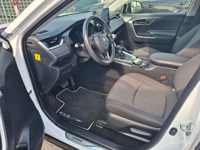 טויוטה RAV4