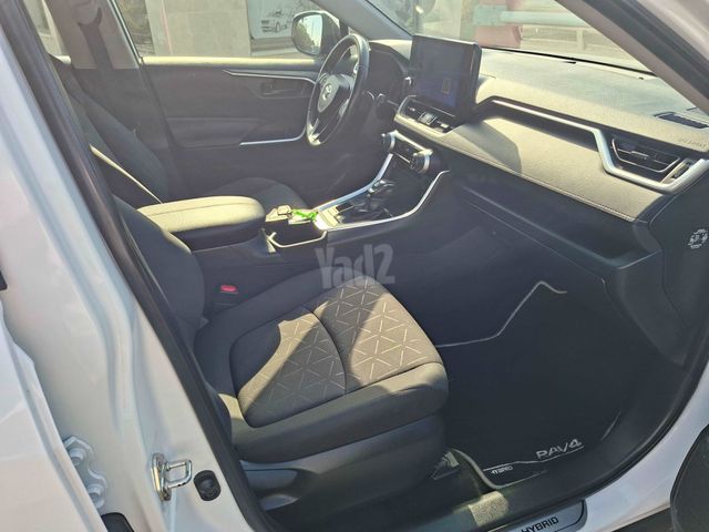 טויוטה RAV4