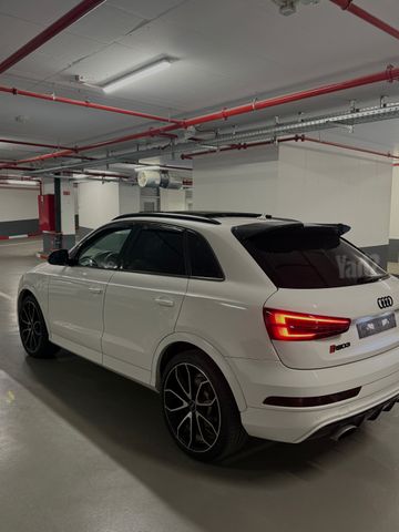 אאודי RS Q3
