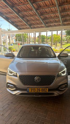 אם ג'י EHS PHEV