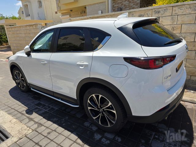 מודעת רכב מאזדה CX-5