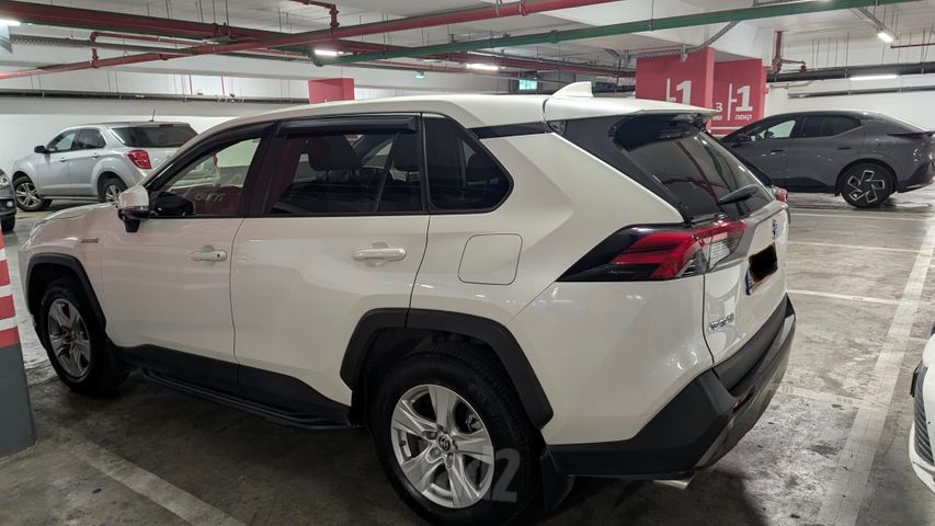 טויוטה RAV4