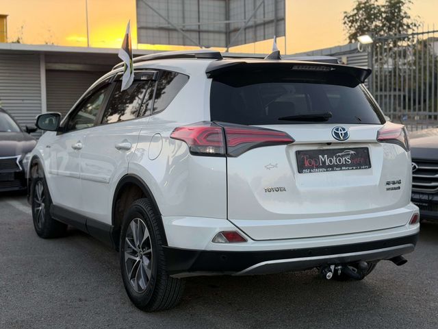 טויוטה RAV4