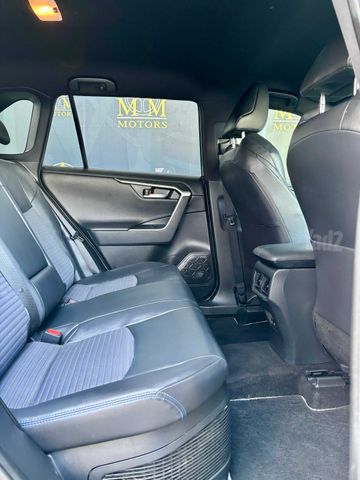 טויוטה RAV4