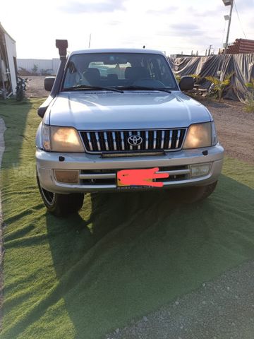 טויוטה לנד קרוזר