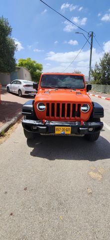 מודעת רכב ג'יפ רנגלר