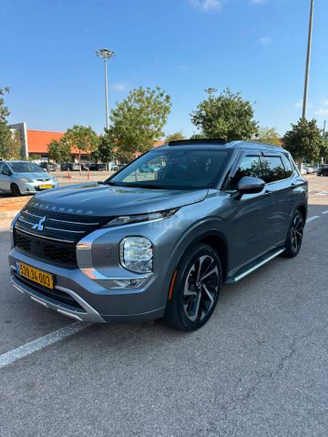 מיצובישי אאוטלנדר