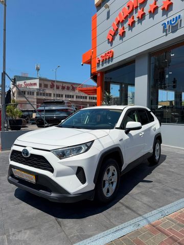 טויוטה RAV4