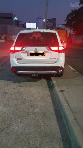 מיצובישי אאוטלנדר