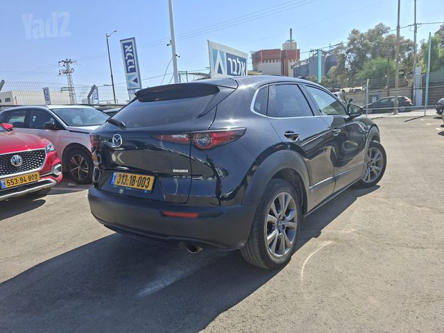 מאזדה CX-30