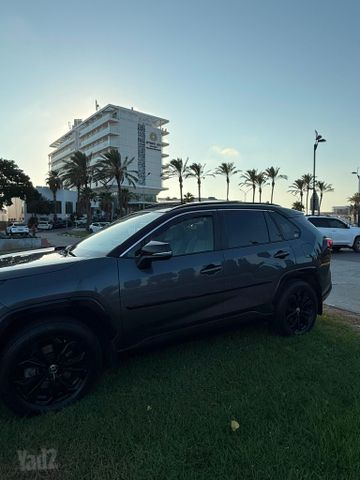 טויוטה RAV4